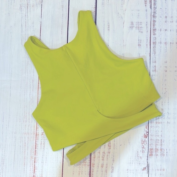 BECCA Other - Becca Sports Bra